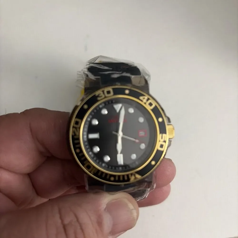 Invicta pro diver